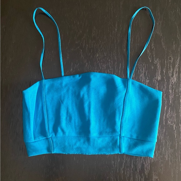 Zara Tops - ⭐️ZARA crop top size medium